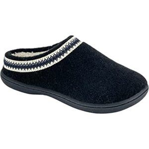 New w/o box Clarks Wool Felt Indoor Outdoor Slippers Size 8